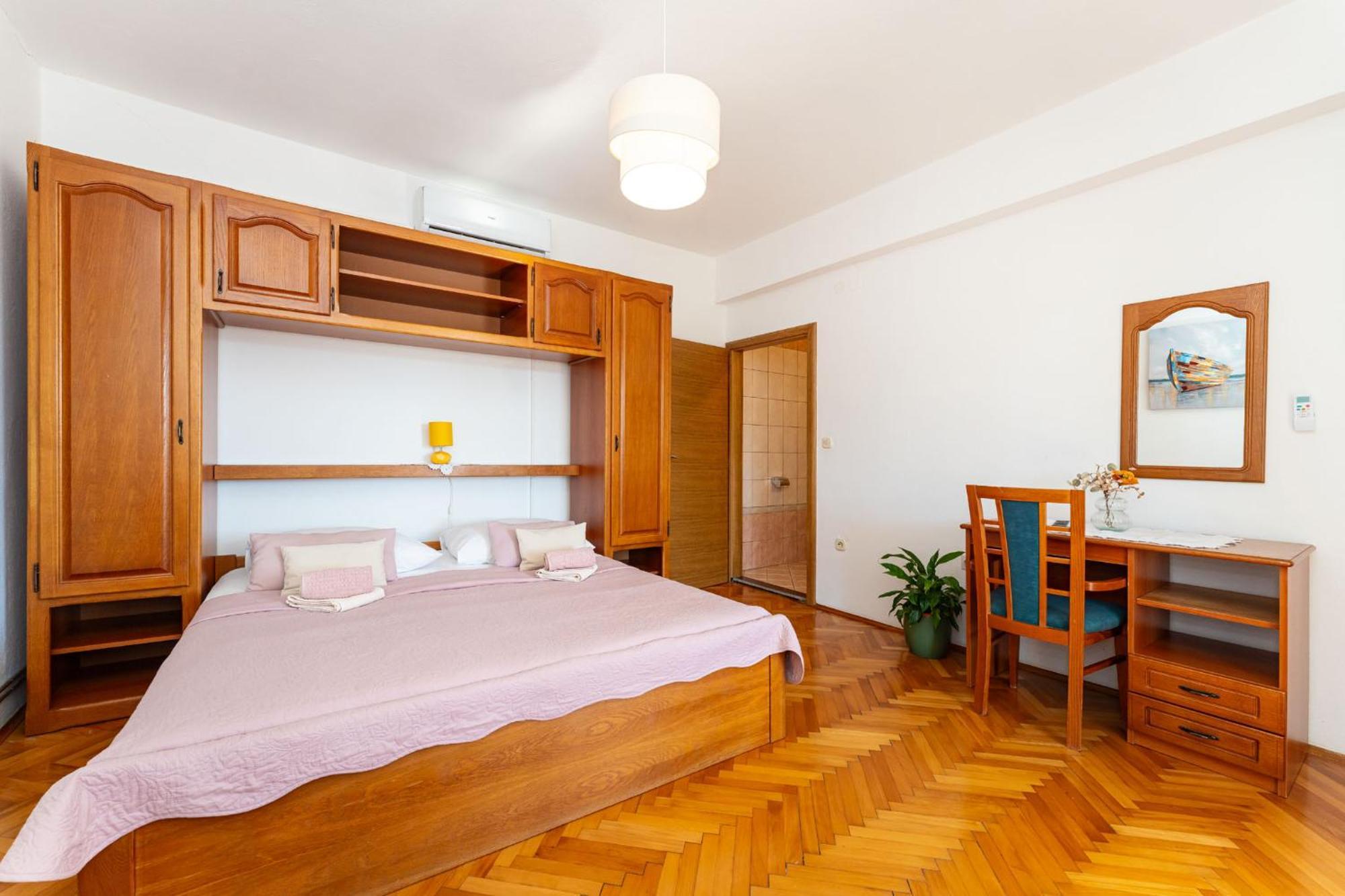 Apartments Adriana スタリグラード エクステリア 写真