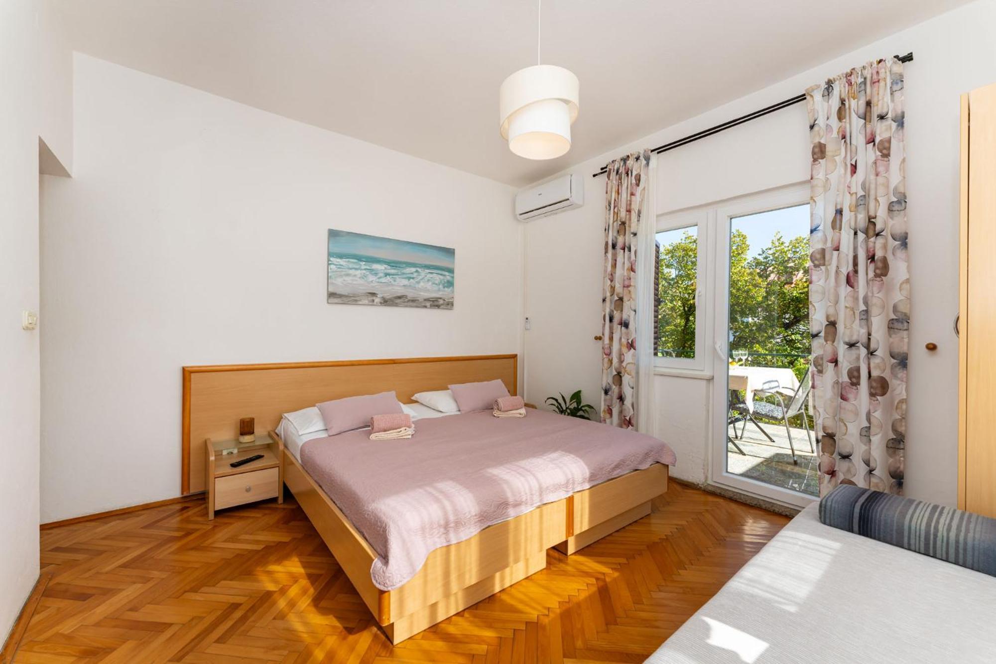 Apartments Adriana スタリグラード エクステリア 写真